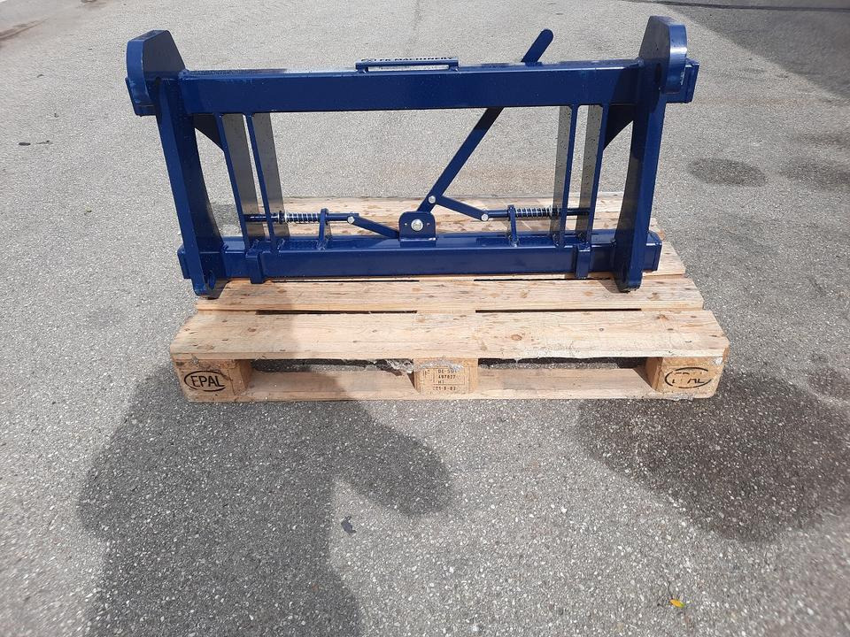 Kramer 880 Radlader Euro Schnellwechsler Adapter Teleskoplader - Quick coupler for Wheel loader: picture 1 Kramer 880 Radlader Euro Schnellwechsler Adapter Teleskoplader - Quick coupler for Wheel loader: picture 1