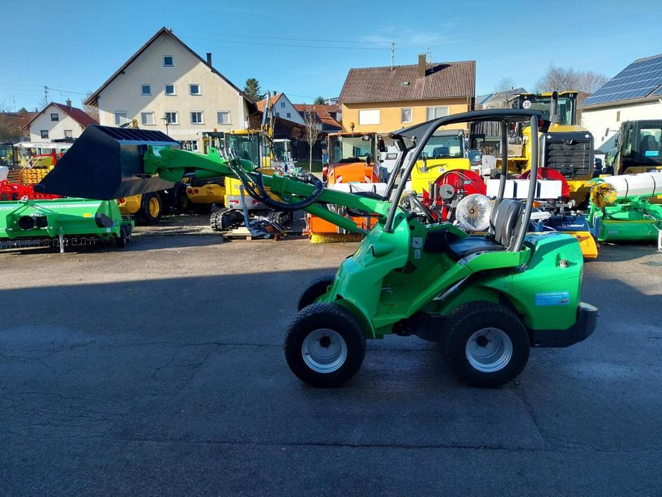 Radlader Avant 630 635 Hoflader Lader Schaufellader Teleskoplader - Compact loader: picture 4 Radlader Avant 630 635 Hoflader Lader Schaufellader Teleskoplader - Compact loader: picture 4