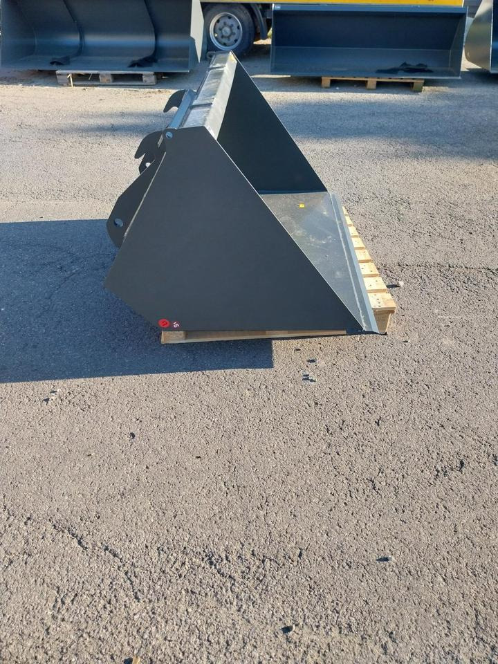 Schaufel 1,4m Weidemann Volumen Hoflader Radlader Lader - Loader bucket: picture 3 Schaufel 1,4m Weidemann Volumen Hoflader Radlader Lader - Loader bucket: picture 3