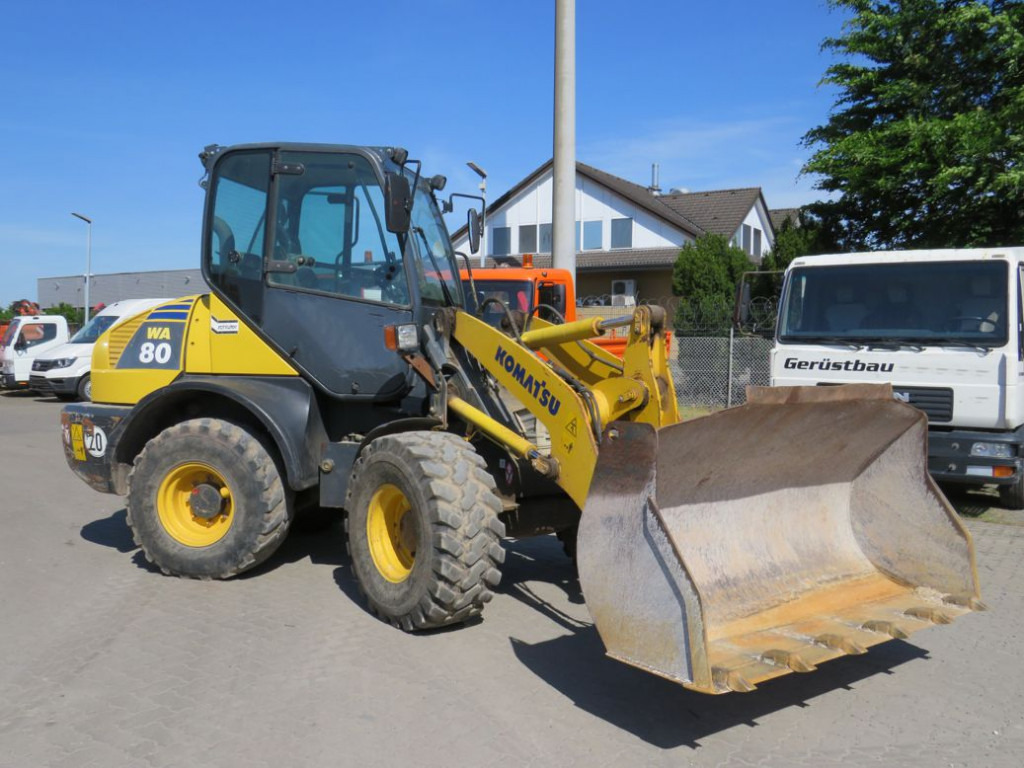 KOMATSU HANOMAG Radlader WA 80 - 6 Radlader - Wheel loader: picture 2 KOMATSU HANOMAG Radlader WA 80 - 6 Radlader - Wheel loader: picture 2