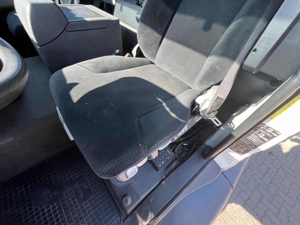 MAN TG-S 26.400 6x2-2 BL Pritsche Heckkran 5xhydr.Ausschub, Funk - Dropside/ Flatbed truck, Crane truck: picture 3 MAN TG-S 26.400 6x2-2 BL Pritsche Heckkran 5xhydr.Ausschub, Funk - Dropside/ Flatbed truck, Crane truck: picture 3