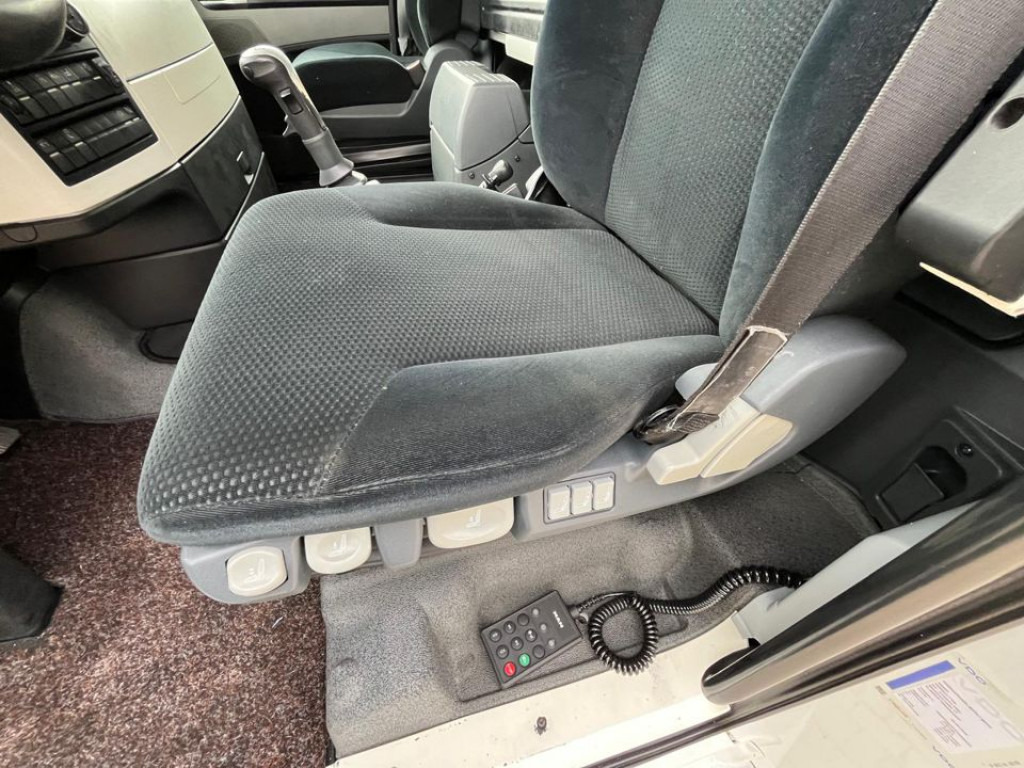 MAN TG-X 26.440 6x4 Pritsche Heckkran Hiab XS 166 - Dropside/ Flatbed truck, Crane truck: picture 2 MAN TG-X 26.440 6x4 Pritsche Heckkran Hiab XS 166 - Dropside/ Flatbed truck, Crane truck: picture 2