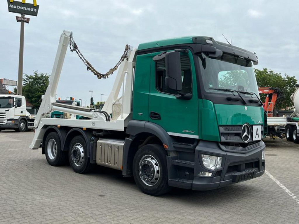 Skip loader truck MERCEDES-BENZ Antos 2540 L 6x2 Absetzkipper Vorlauf Lenk: picture 6 Skip loader truck MERCEDES-BENZ Antos 2540 L 6x2 Absetzkipper Vorlauf Lenk: picture 6
