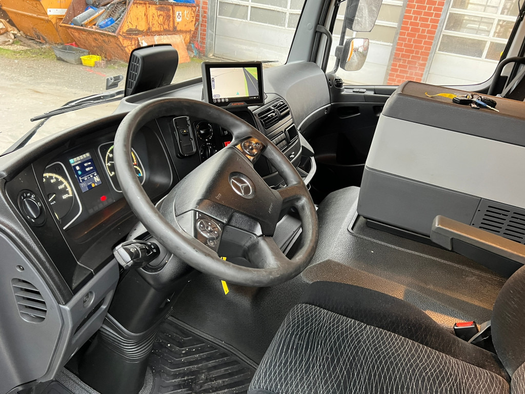 MERCEDES-BENZ Atego 1230 L Pritsche LBW Lg.Fhs Hochd. 7,2m+LBW - Curtainsider truck: picture 5 MERCEDES-BENZ Atego 1230 L Pritsche LBW Lg.Fhs Hochd. 7,2m+LBW - Curtainsider truck: picture 5