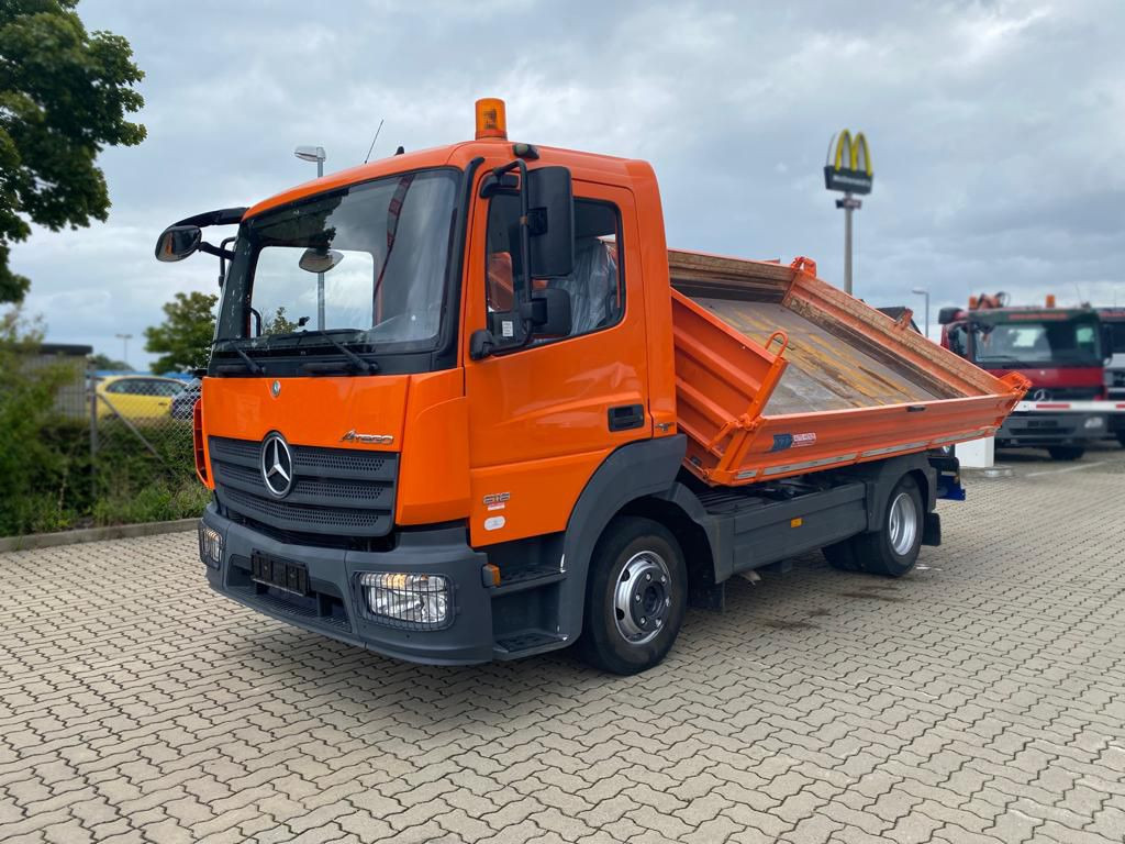 MERCEDES-BENZ Atego 818 K 2-Achs Kipper Schalter - Tipper van: picture 1 MERCEDES-BENZ Atego 818 K 2-Achs Kipper Schalter - Tipper van: picture 1
