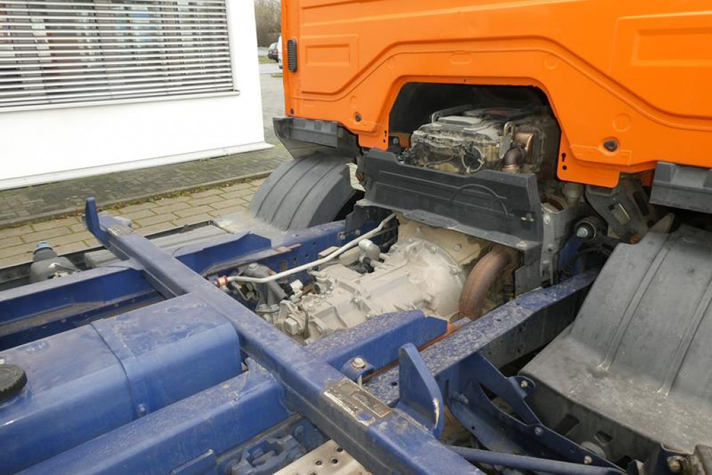 MERCEDES-BENZ Atego 818 K 2-Achs Kipper Schalter - Tipper van: picture 2 MERCEDES-BENZ Atego 818 K 2-Achs Kipper Schalter - Tipper van: picture 2