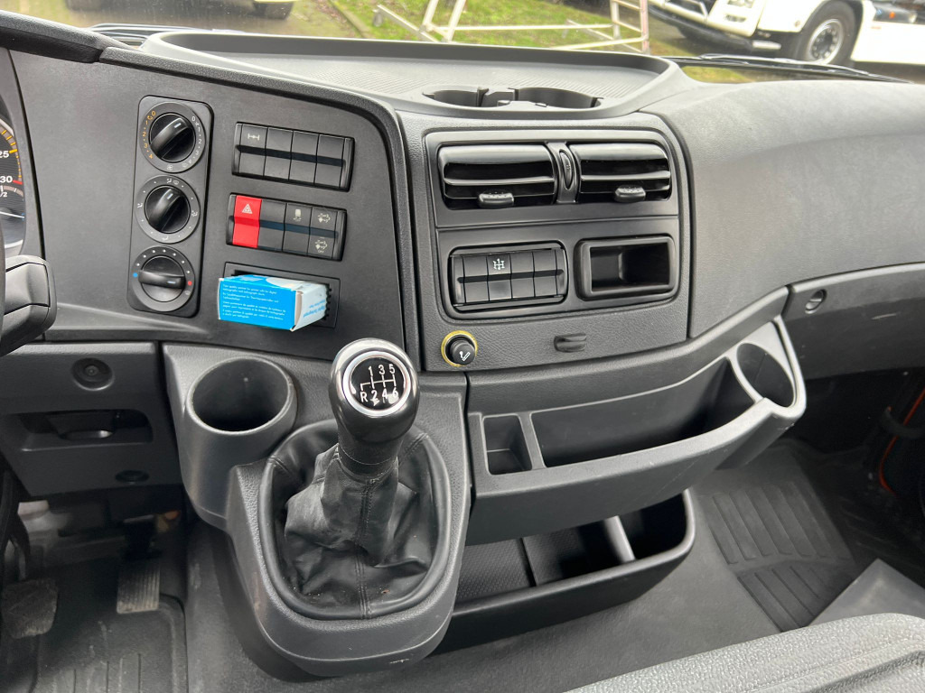 MERCEDES-BENZ Atego 818 K 2-Achs Kipper Schalter - Tipper van: picture 5 MERCEDES-BENZ Atego 818 K 2-Achs Kipper Schalter - Tipper van: picture 5