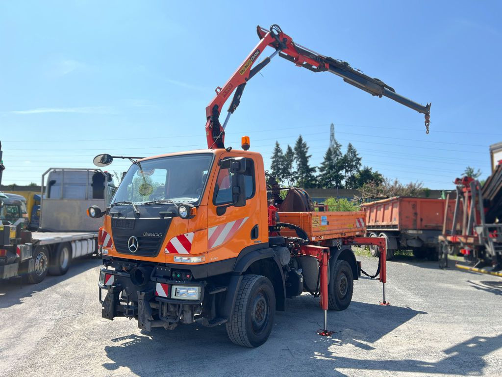MERCEDES-BENZ Unimog U20 2-Achs Allradkipper Kran Palfinger Kran - Tipper, Crane truck: picture 1 MERCEDES-BENZ Unimog U20 2-Achs Allradkipper Kran Palfinger Kran - Tipper, Crane truck: picture 1