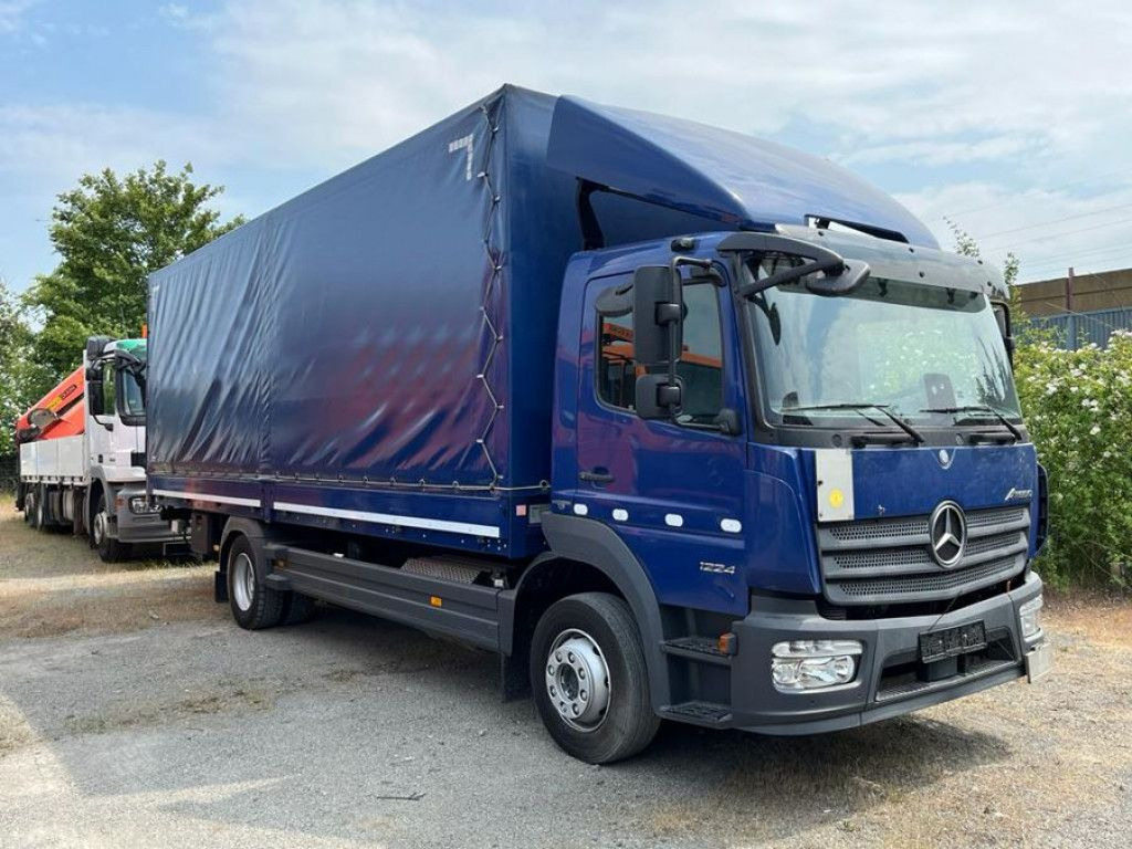 Mercedes-Benz Atego 1224 L Pritsche LBW LBW 1.5to - Curtainsider truck: picture 2 Mercedes-Benz Atego 1224 L Pritsche LBW LBW 1.5to - Curtainsider truck: picture 2