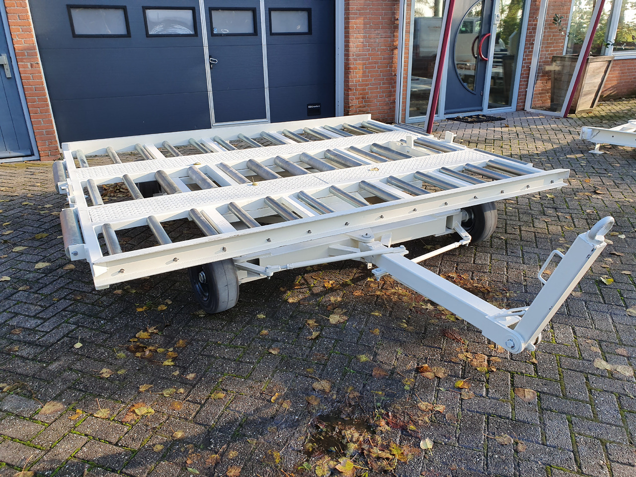 Dolly 10ft Yumbo turntable - Ground support equipment: picture 1 Dolly 10ft Yumbo turntable - Ground support equipment: picture 1