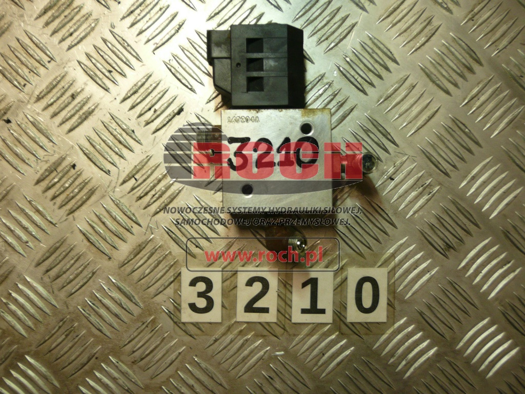 DOOSAN 160204A - 1 SEKCYJNY + CEWKA VDD 24VDC - Hydraulic valve: picture 1 DOOSAN 160204A - 1 SEKCYJNY + CEWKA VDD 24VDC - Hydraulic valve: picture 1