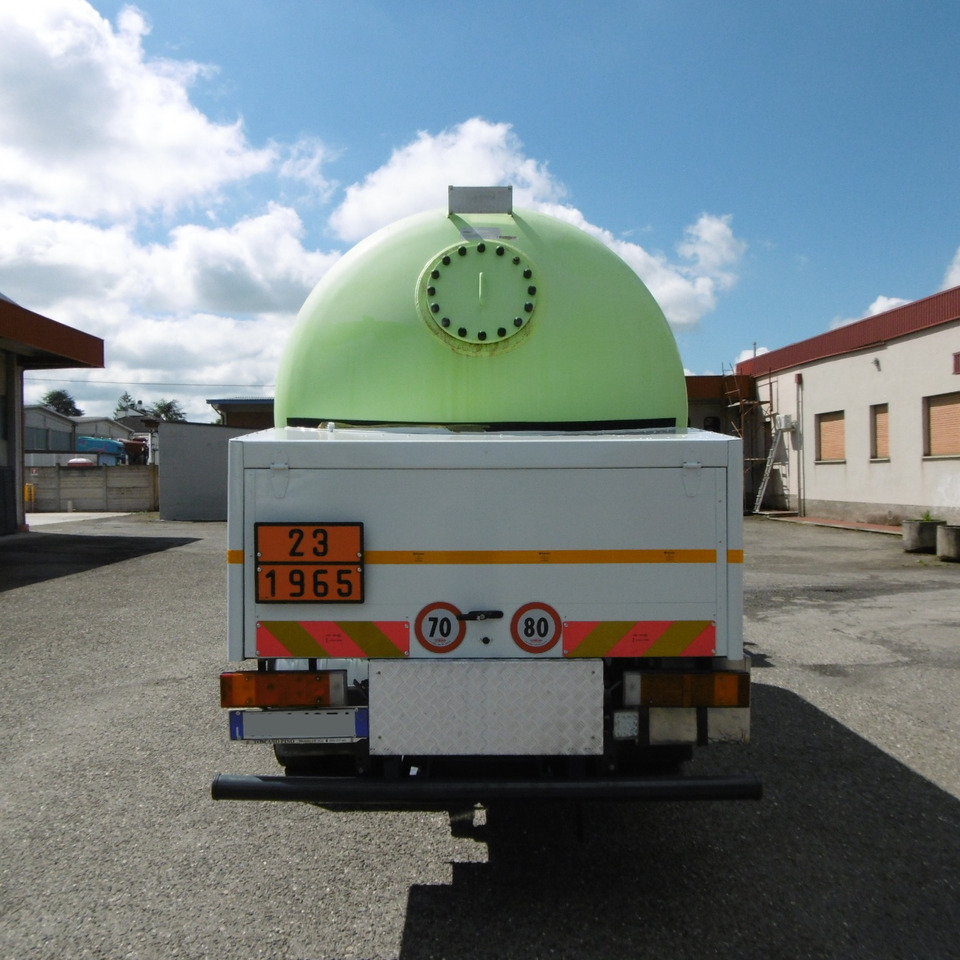 IVECO - Tank truck: picture 4 IVECO - Tank truck: picture 4