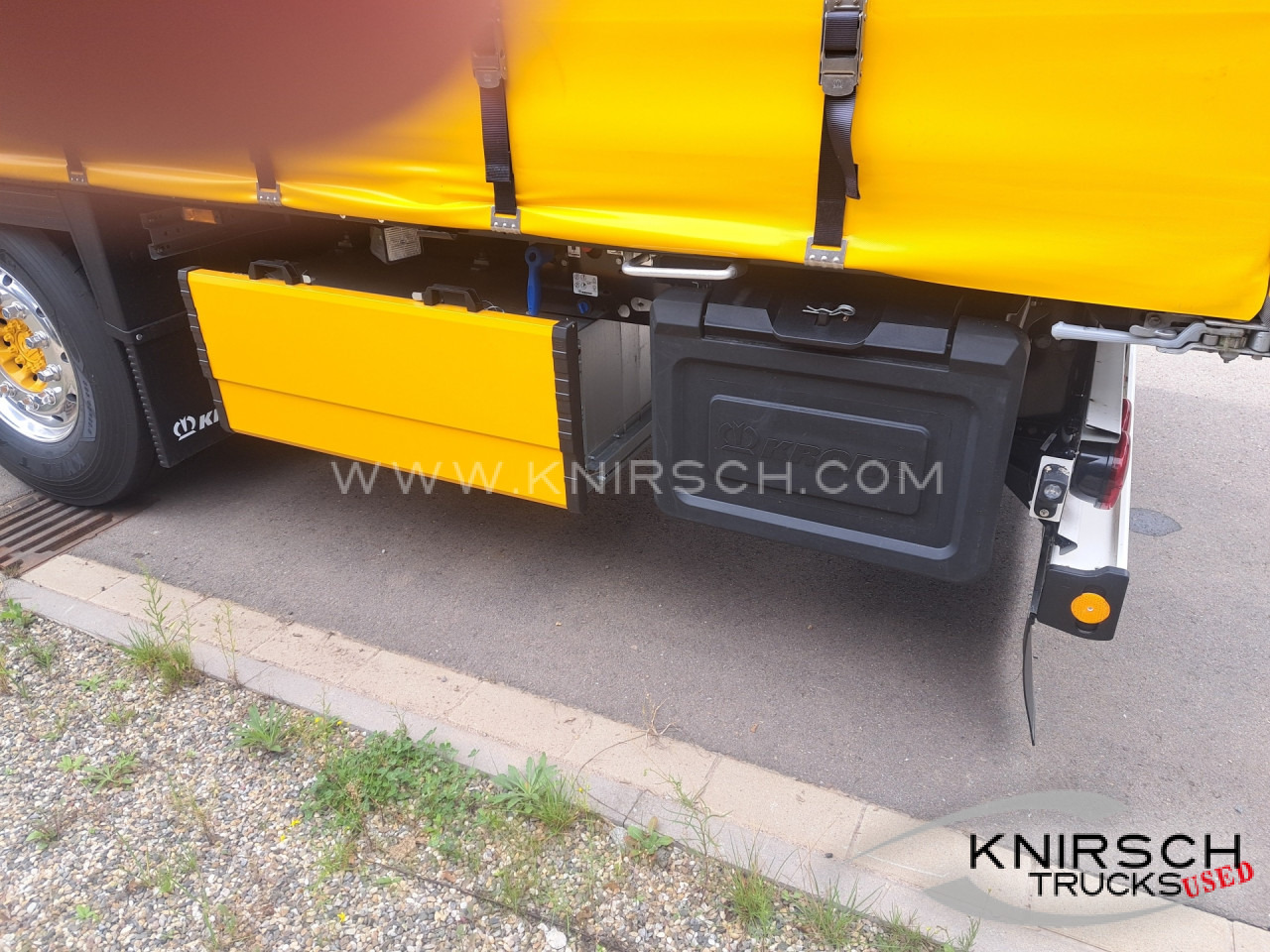 KRONE Profi Liner SDP 27  XL, Getränke, Daimler 9.5 - Curtainsider trailer: picture 5 KRONE Profi Liner SDP 27  XL, Getränke, Daimler 9.5 - Curtainsider trailer: picture 5