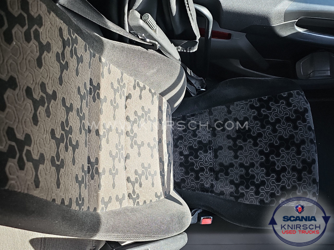 SCANIA R 450 A4x2NA - Tractor unit: picture 4 SCANIA R 450 A4x2NA - Tractor unit: picture 4