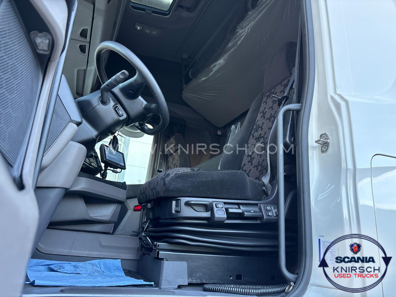 SCANIA R450A4x2NA / LED / Standklima / Opticruise - Tractor unit: picture 3 SCANIA R450A4x2NA / LED / Standklima / Opticruise - Tractor unit: picture 3