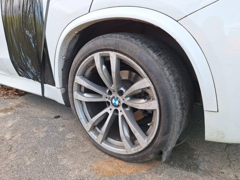 SUV BMW X5: picture 8