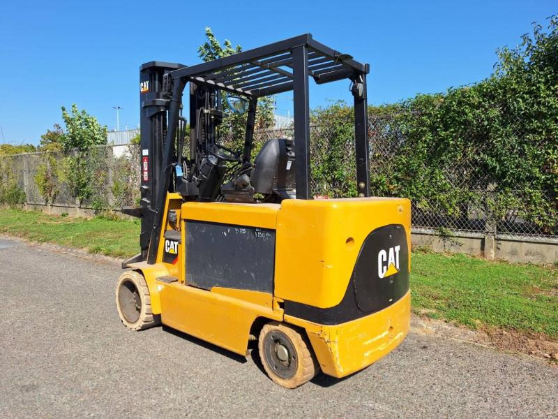 Caterpillar EC55N - Electric forklift: picture 4 Caterpillar EC55N - Electric forklift: picture 4