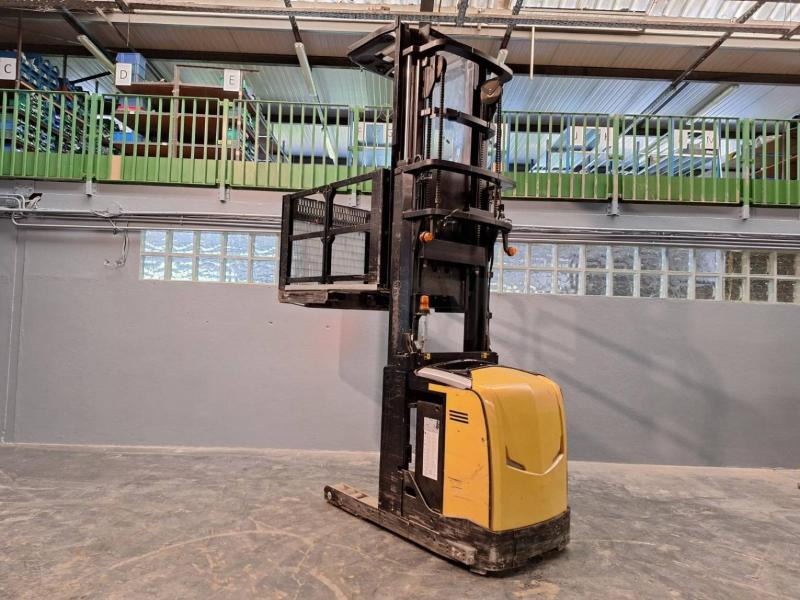 Order picker Caterpillar NOH10N: picture 9