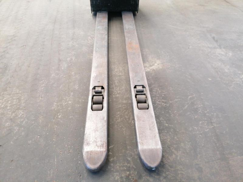 Caterpillar NPP20N2 - Pallet truck: picture 5 Caterpillar NPP20N2 - Pallet truck: picture 5