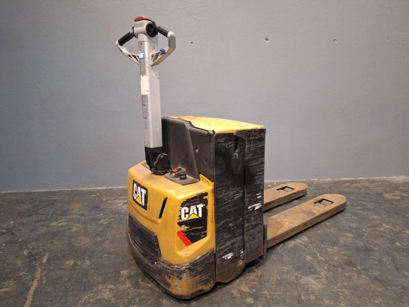 Caterpillar NPP20N2E - Pallet truck: picture 1 Caterpillar NPP20N2E - Pallet truck: picture 1