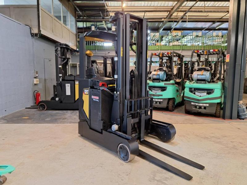 Caterpillar NR16N2 - Reach truck: picture 1 Caterpillar NR16N2 - Reach truck: picture 1