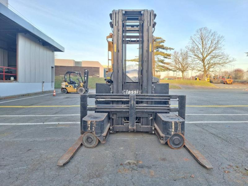 Caterpillar NRM20K - 4-way reach truck: picture 3 Caterpillar NRM20K - 4-way reach truck: picture 3