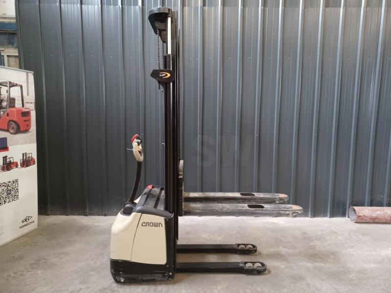 Crown WF3000-1.0FT - Stacker: picture 3 Crown WF3000-1.0FT - Stacker: picture 3