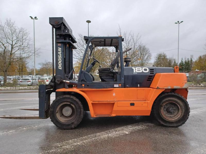 Doosan D1808-S - Diesel forklift: picture 5 Doosan D1808-S - Diesel forklift: picture 5