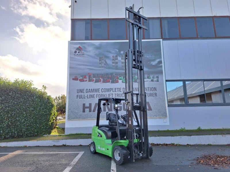 Hangcha XC35i - Electric forklift: picture 1 Hangcha XC35i - Electric forklift: picture 1
