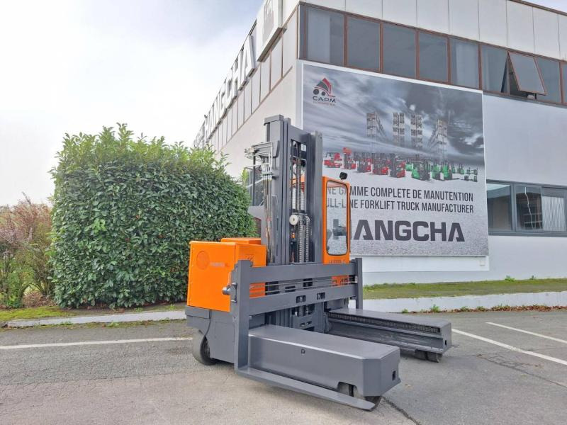 Hubtex MQ40 - 4-way reach truck: picture 3 Hubtex MQ40 - 4-way reach truck: picture 3