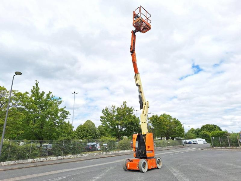 Articulated boom JLG E300AJP: picture 19