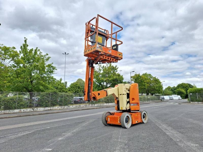 Articulated boom JLG E300AJP: picture 7