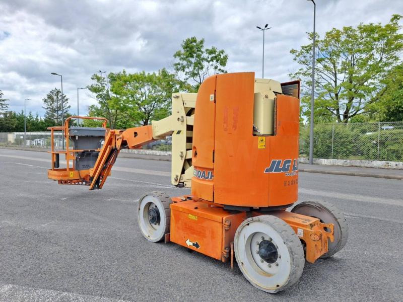 JLG E300AJP - Articulated boom: picture 4 JLG E300AJP - Articulated boom: picture 4