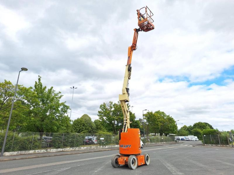 Articulated boom JLG E300AJP: picture 22