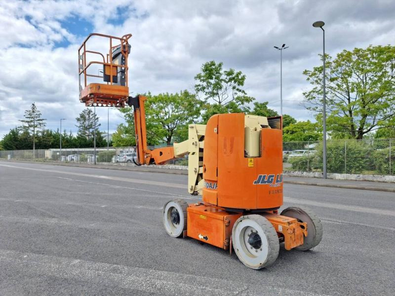 Articulated boom JLG E300AJP: picture 9