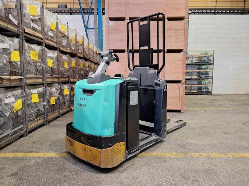 Mitsubishi OPB20N2 - Order picker: picture 2 Mitsubishi OPB20N2 - Order picker: picture 2