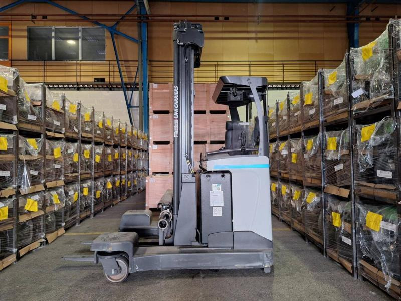 UniCarriers 250DTFVRE635UFW - 4-way reach truck: picture 3 UniCarriers 250DTFVRE635UFW - 4-way reach truck: picture 3