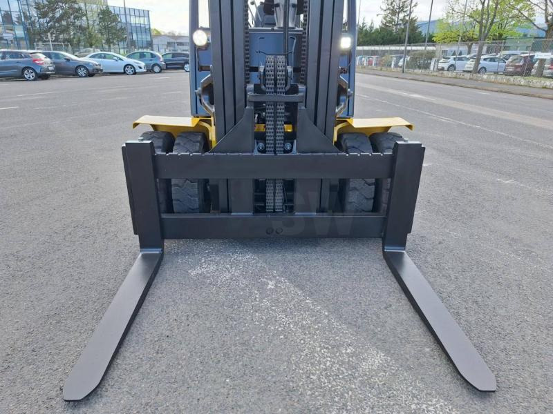 Diesel forklift Yale GDP70VX: picture 13