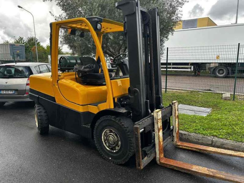 Yale GLP55VX - LPG forklift: picture 2 Yale GLP55VX - LPG forklift: picture 2