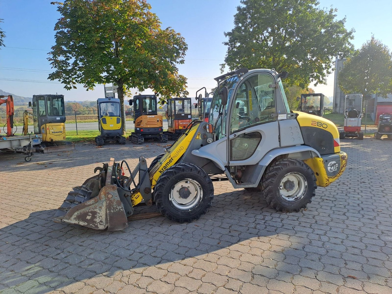 Kramer 280, Bj 2011, 4300 BH, SWE, Klappschaufel Gabel - Wheel loader: picture 1 Kramer 280, Bj 2011, 4300 BH, SWE, Klappschaufel Gabel - Wheel loader: picture 1