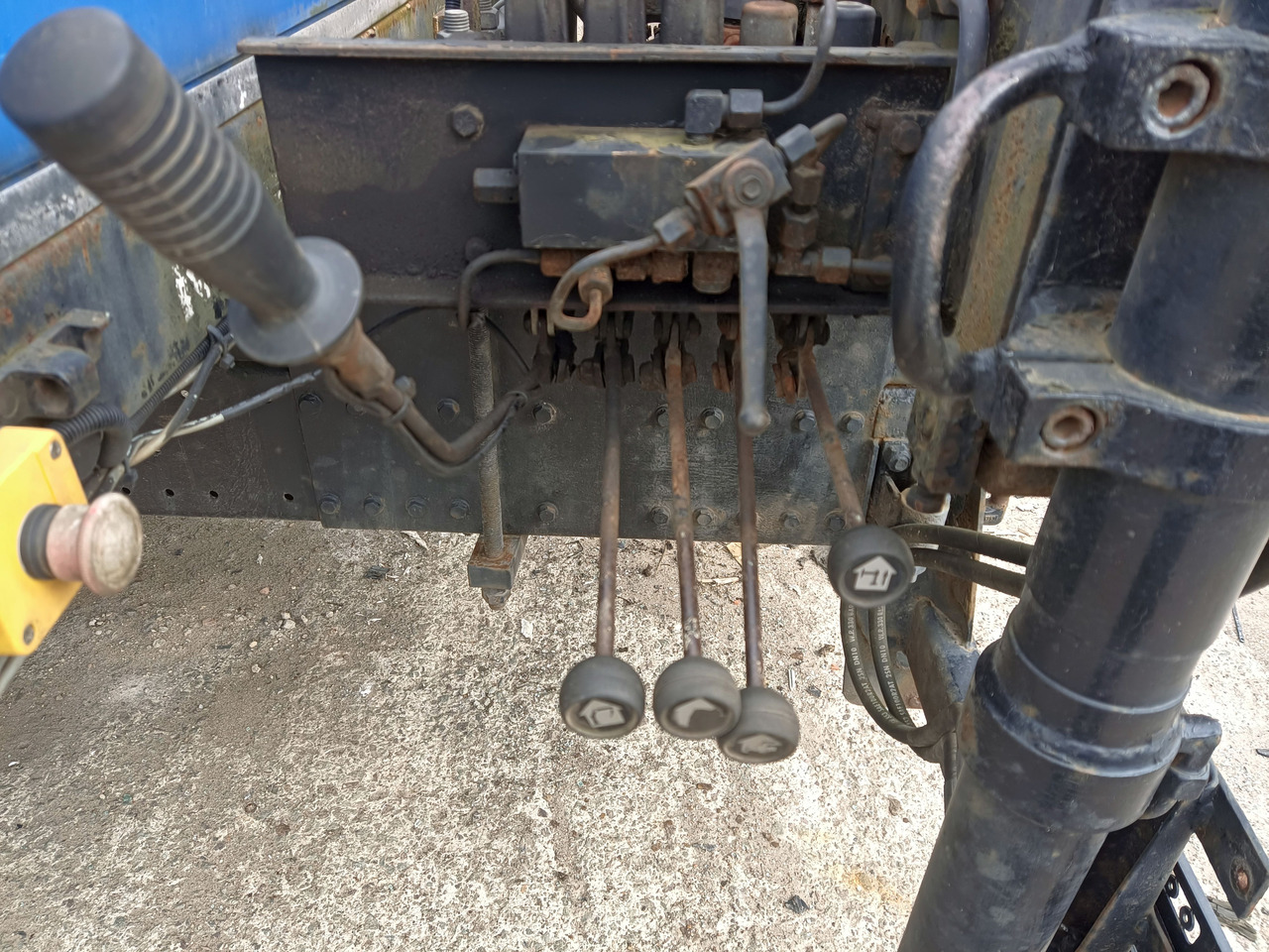 MKG HLK 45 - Loader crane for Truck: picture 5 MKG HLK 45 - Loader crane for Truck: picture 5