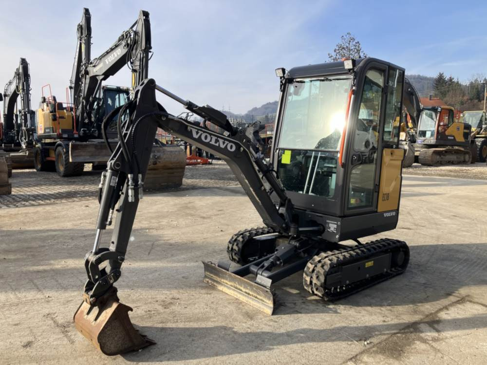 Volvo EC18E Electric - Mini excavator: picture 4 Volvo EC18E Electric - Mini excavator: picture 4