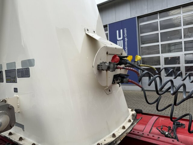 Andere O.ME.P.S Silo Auflieger 55 m³ 3 Achse - Silo semi-trailer: picture 4 Andere O.ME.P.S Silo Auflieger 55 m³ 3 Achse - Silo semi-trailer: picture 4