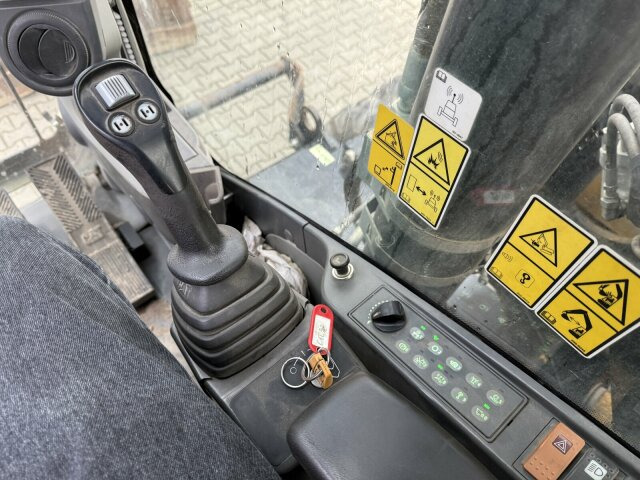 Wheel excavator CAT M318D Mobilbagger *9.235 h *Schnellw. *Greifer: picture 15 Wheel excavator CAT M318D Mobilbagger *9.235 h *Schnellw. *Greifer: picture 15