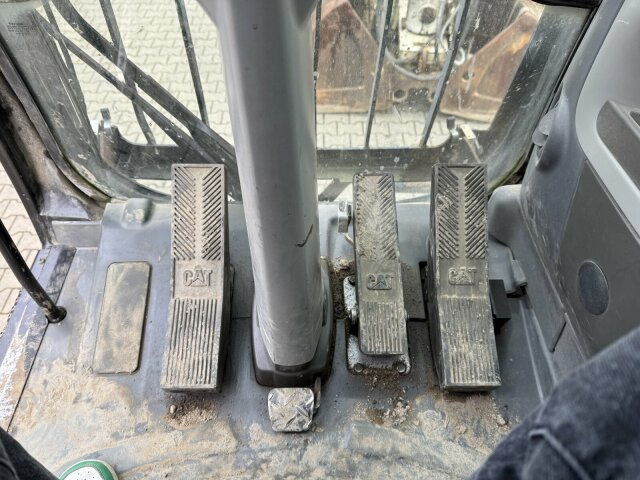 CAT M318D Mobilbagger *9.235 h *Schnellw. *Greifer - Wheel excavator: picture 5 CAT M318D Mobilbagger *9.235 h *Schnellw. *Greifer - Wheel excavator: picture 5