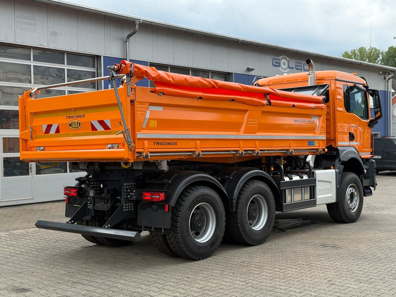 MAN TGS 33.440 6x4 Kipper MEILLER Bordmatik Frontpl. - Tipper: picture 5 MAN TGS 33.440 6x4 Kipper MEILLER Bordmatik Frontpl. - Tipper: picture 5