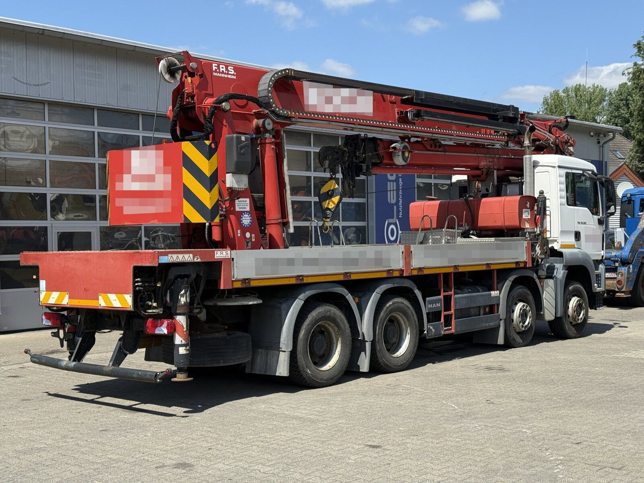 MAN TGS 35.360 8X4 BB Dachdecker Kran bis 52 m - Crane truck: picture 3 MAN TGS 35.360 8X4 BB Dachdecker Kran bis 52 m - Crane truck: picture 3