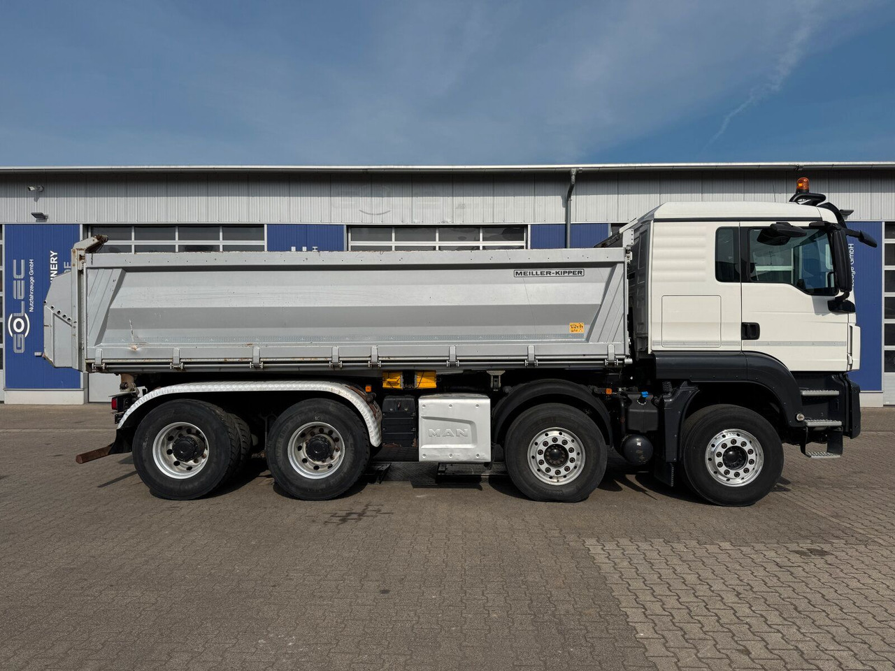 MAN TGS 35.460 8x4 BL Kipper Meiller Bordmatik - Tipper: picture 5 MAN TGS 35.460 8x4 BL Kipper Meiller Bordmatik - Tipper: picture 5