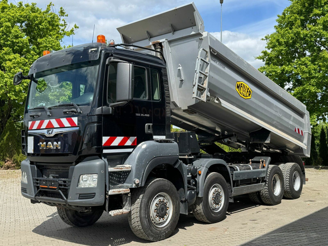 Tipper MAN TGS 35.460 8x6 BB Muldenkipper Meiller: picture 8