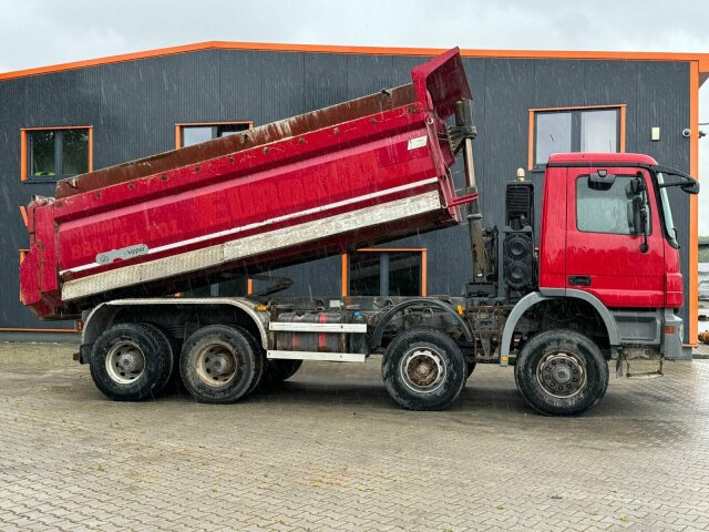 Dumper Mercedes-Benz ACTROS 4141 EURO4 8x6 Muldenkipper: picture 15